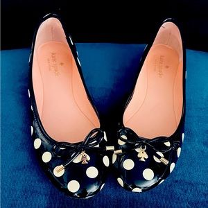 Kate spade polka dot flats in size 9M